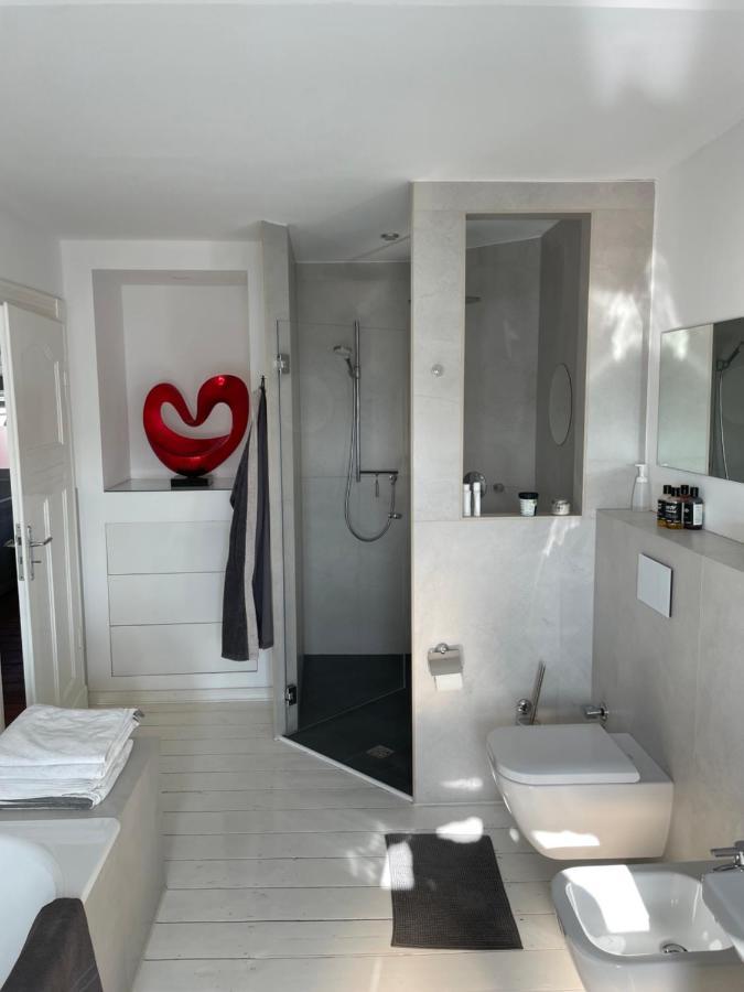 Denkmalgeschuetztes Schmuckstueck Daire Düsseldorf Dış mekan fotoğraf
